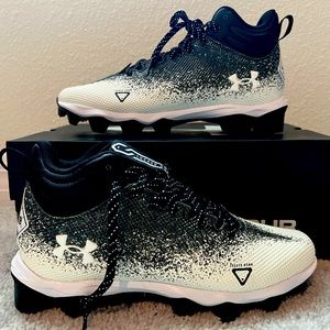 Under Armour football cleats
